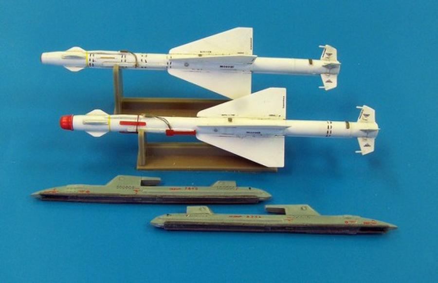 1:48 Russian missile R-23T