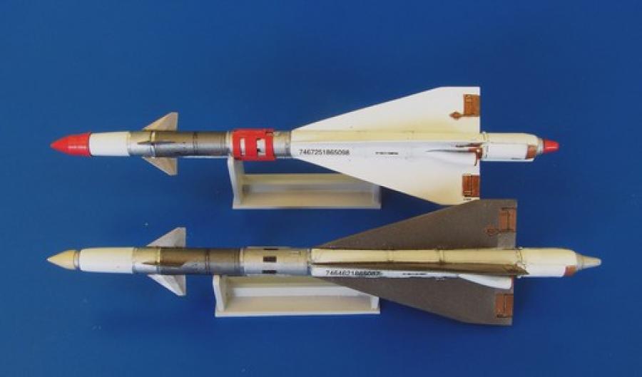 1:48 Russian missile R-40RD AA-6 Acrid