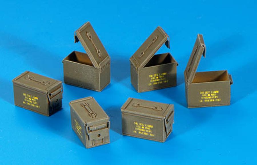 1:35 U.S. ammunition boxes cal. 5,56