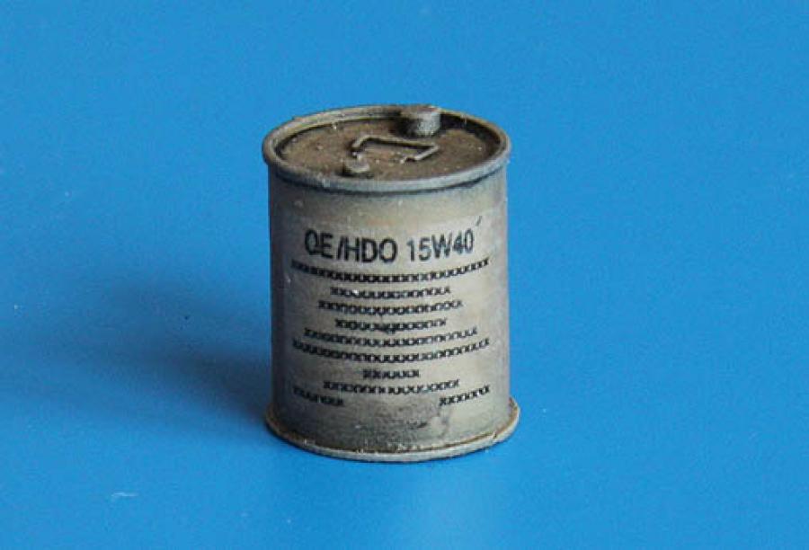 1:35 U.S. Can for vaseline - Vietnam