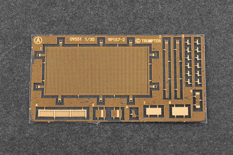 Trumpeter 1:35 9P157-2 Khrizantema-S AT system