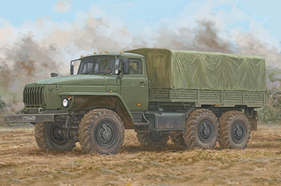 Trumpeter 1/35 Russian URAL-4320