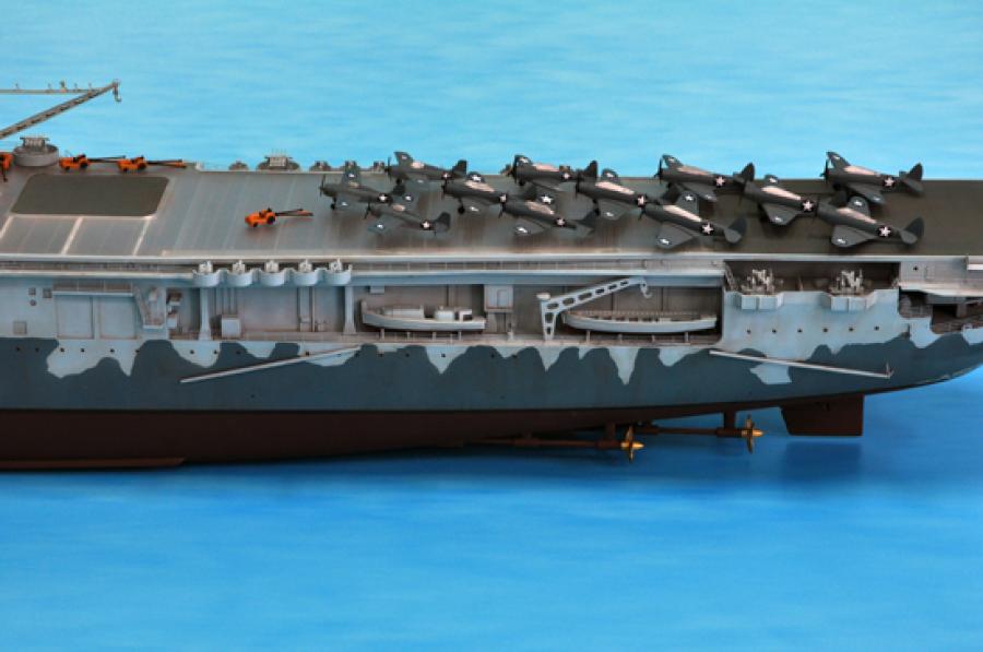 Ilovekit 1/200 USS Hornet CV-8