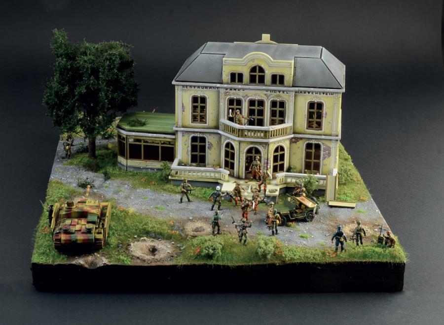 Italeri 1:72 Battleset Operation Market Garden, Hotel Hartenstein