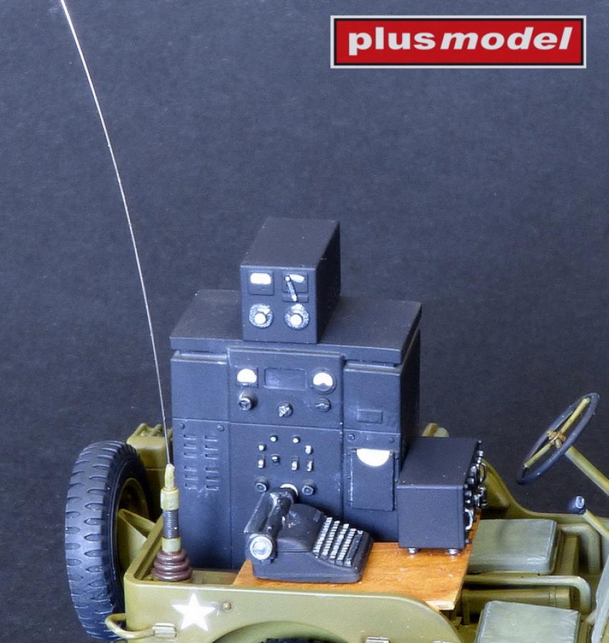 Plusmodel 1/35 radio equipment for jeep kit