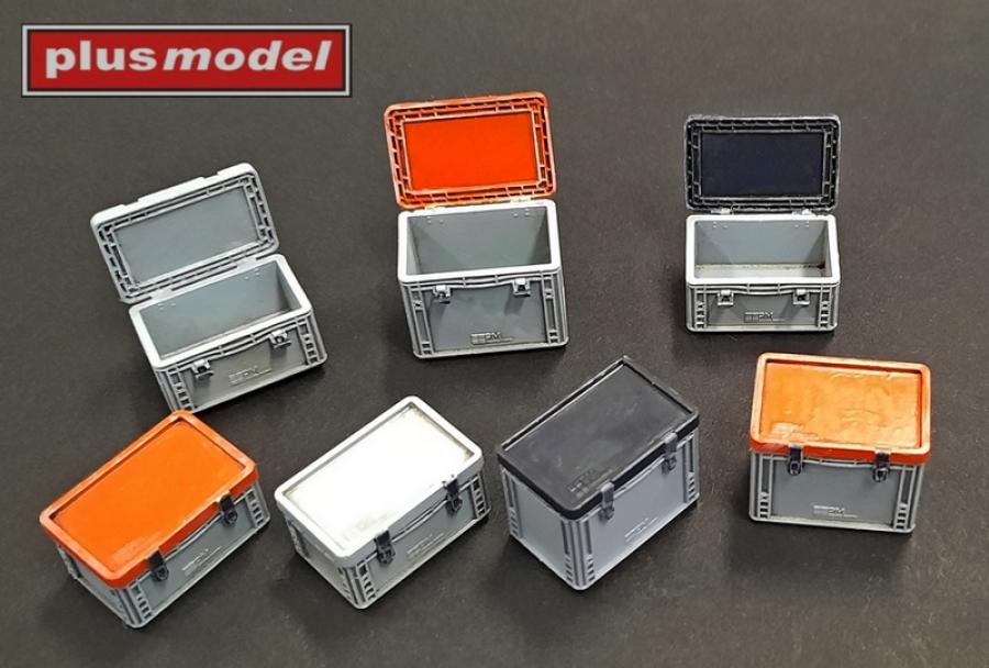 Plusmodel 1/35 Universal plastic boxes