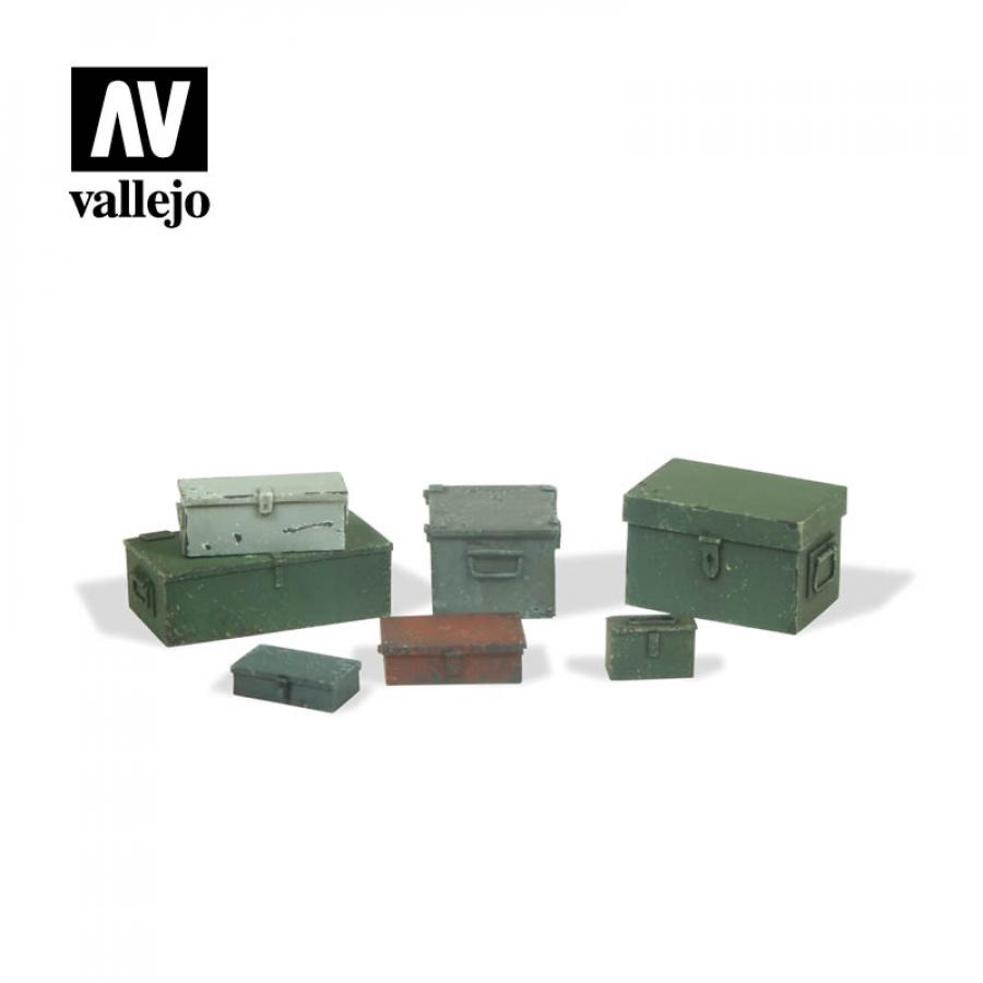 Vallejo 1/35 Universal Metal Cases (7 pcs)